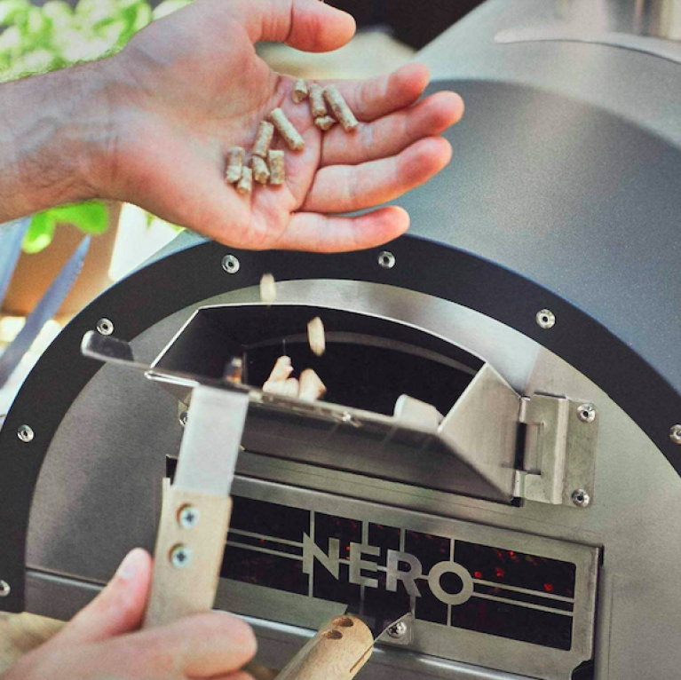 Burnhard Nero : Test et avis sur ce four à pizza économique mixte bois ...