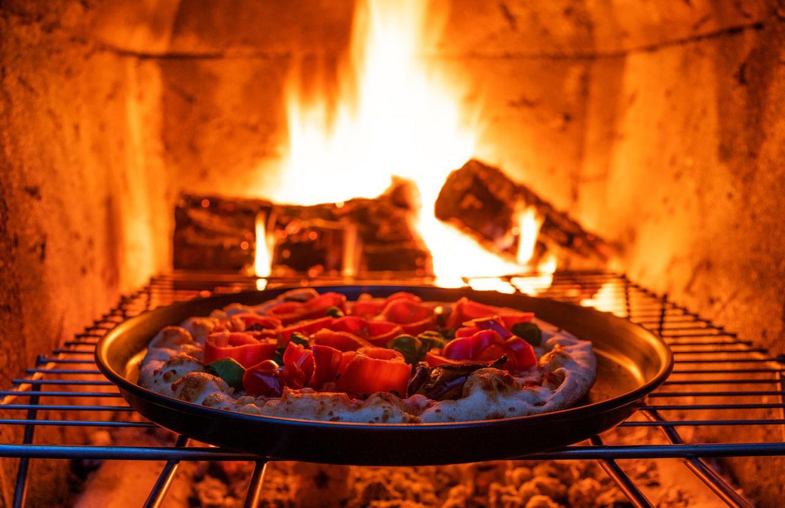 Comment cuire une pizza maison au four ? (2023)